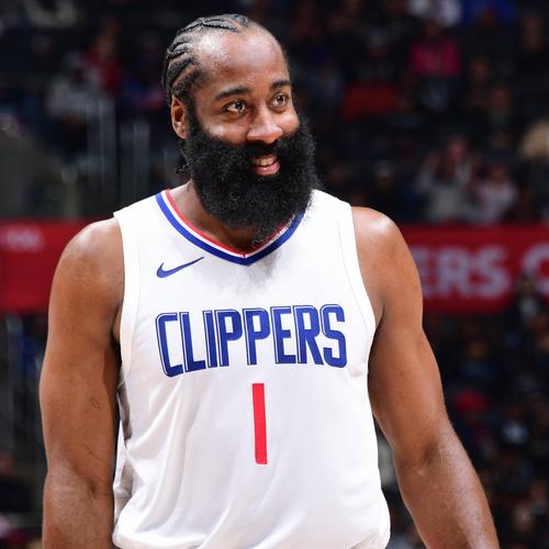 最新消息，国安争冠决定主帅去留，侯森重回首发河南大热不轻敌（最新动态：国安争冠或定主帅去留，侯森回归首发，河南热门不松懈）