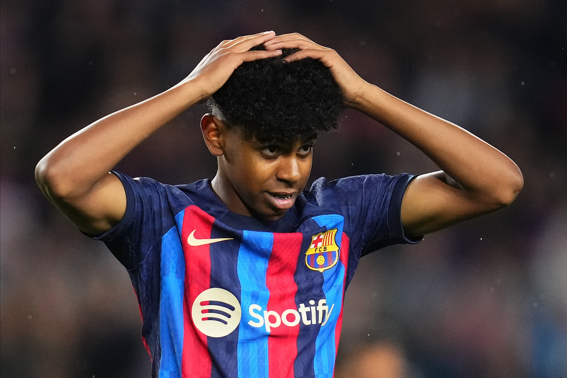 马刺新人连续爆发（马刺新生力量连连发威）