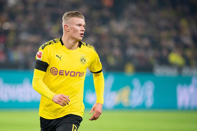 亚马尔：外界一直在说我的腹股沟痛和心情不好，那些全是假的（亚马尔辟谣：关于腹股沟疼痛与情绪不佳的说法并不属实）